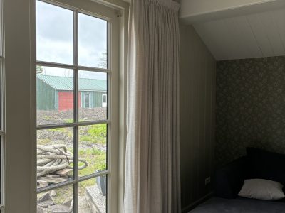 gordijn pakket open rechts Teun Snoek Zonweringen