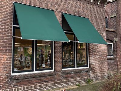 Uitvalscherm groen Teun Snoek Zonweringen