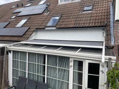 Serrano half uit Teun Snoek Zonweringen